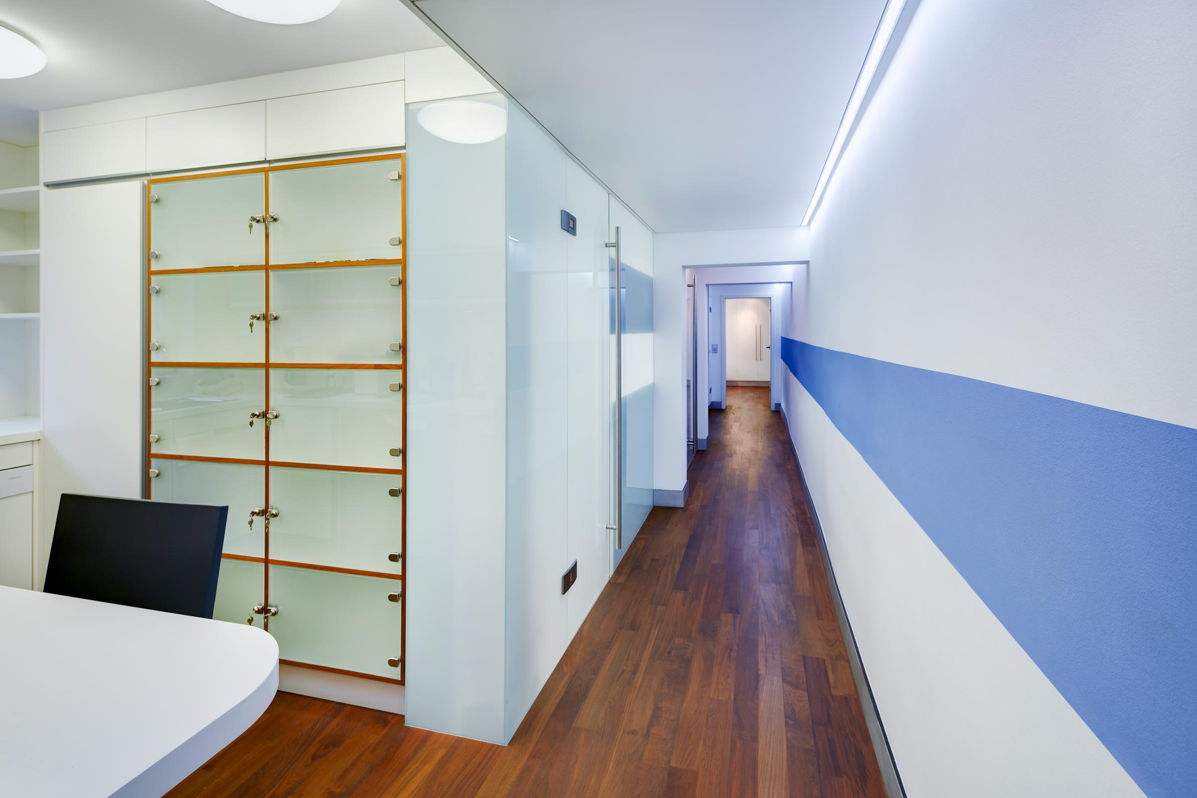 Neu gestaltetes WC im rückwärtigen Bereich der Apotheke