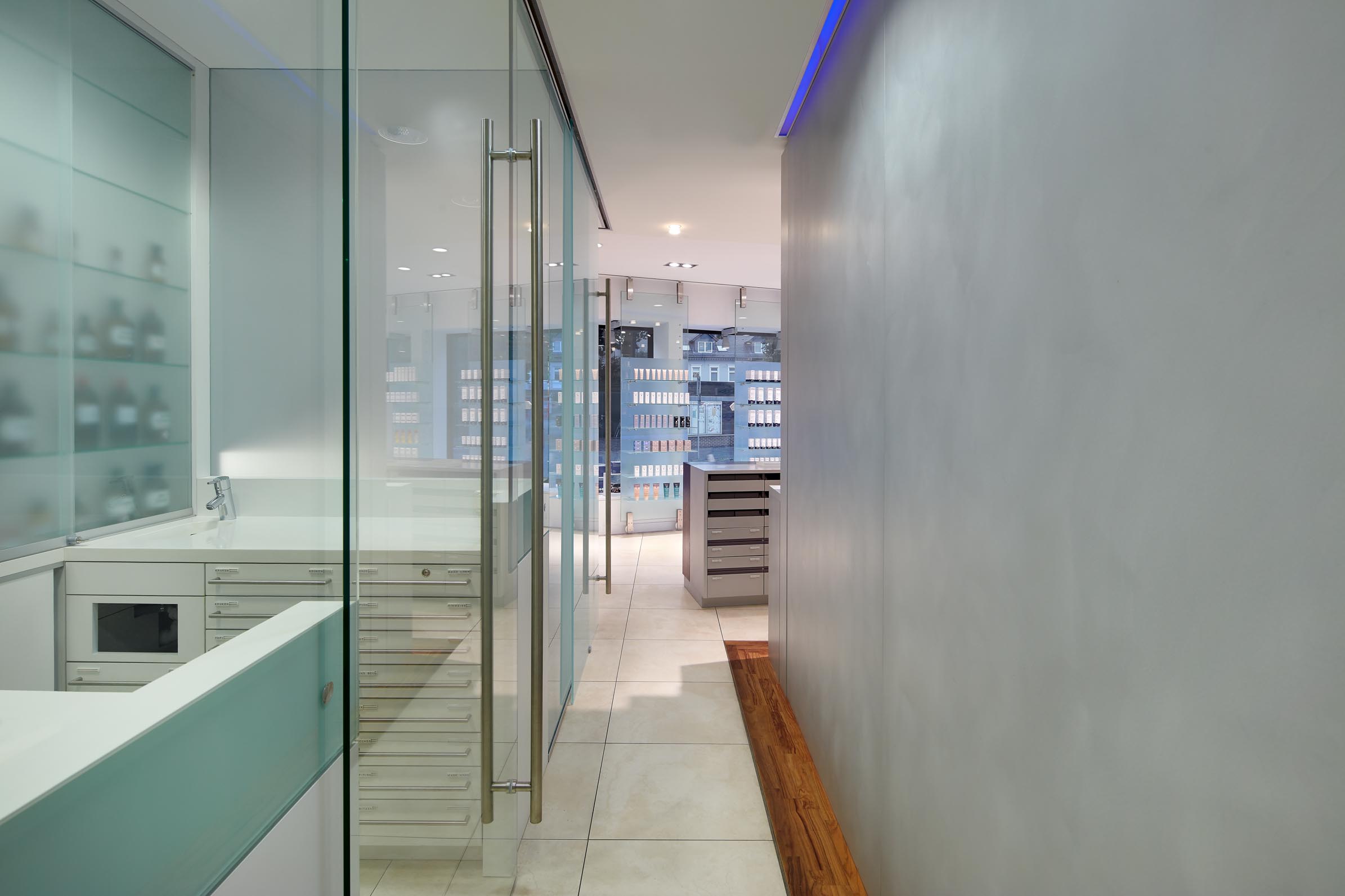 Compounding laboratory