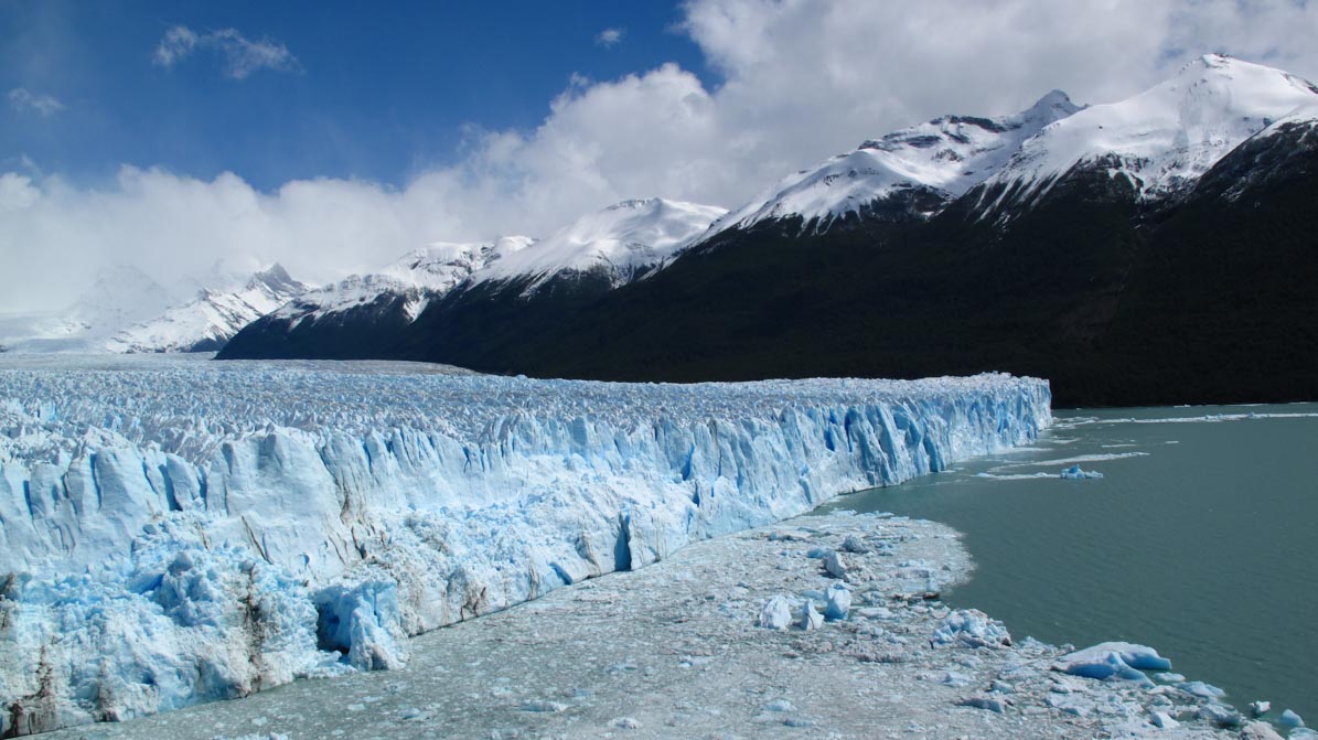 Glacier as an image of refreshment and cooling