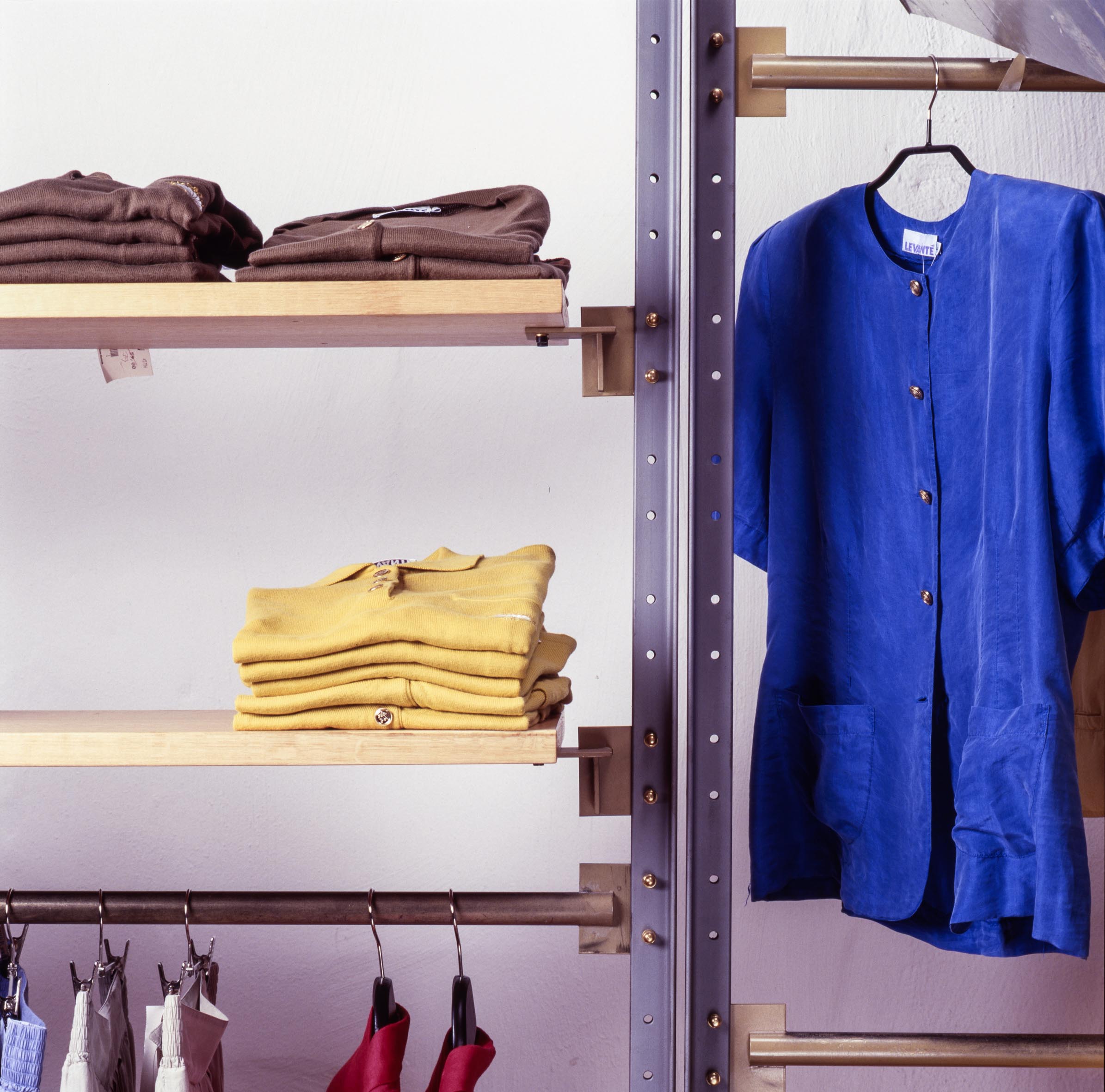 Modular clothing rail system